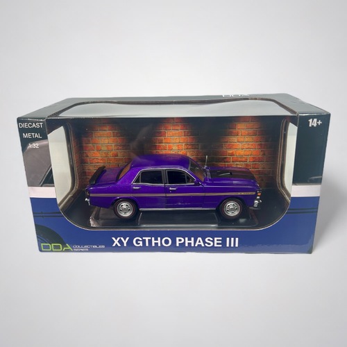 1:32 Scale Purple Ford Falcon XY GTHO Phase III Model Car by DDA Collectibles